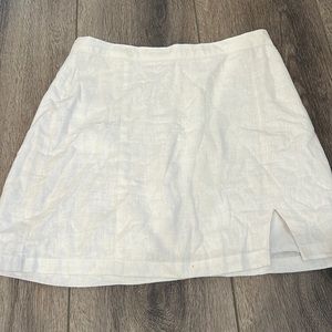 Abercrombie and Fitch white mini skirt size S